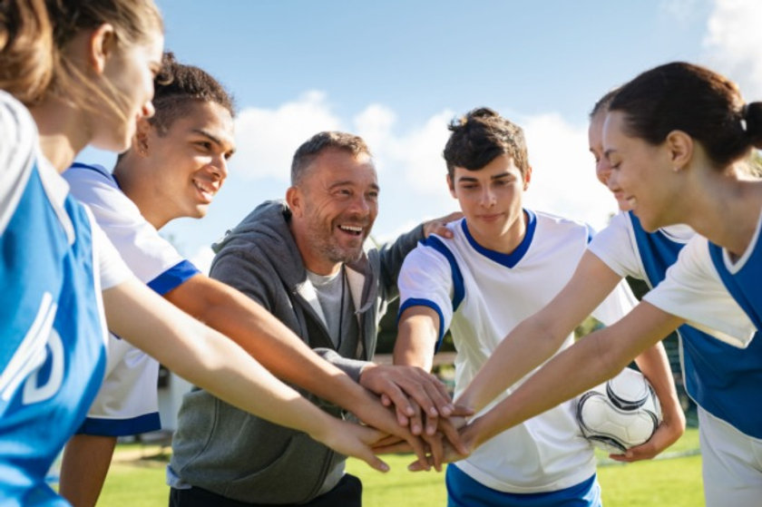 Teamwork In Sports: Building Stronger Teams For Better Performance